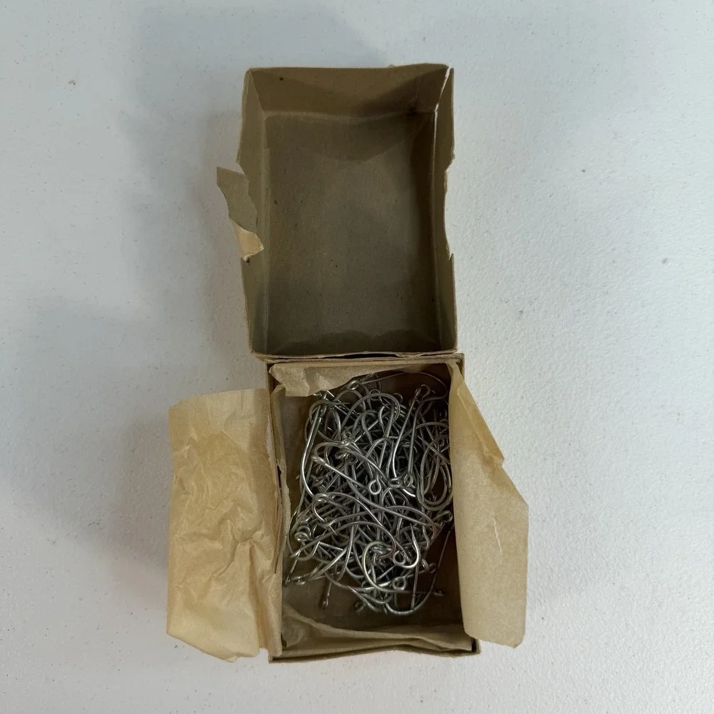 Vtg NOS Wright & McGill Fish‎ Hooks Sz 4/0 Oadium Plated in Box 100 Pieces 254CA